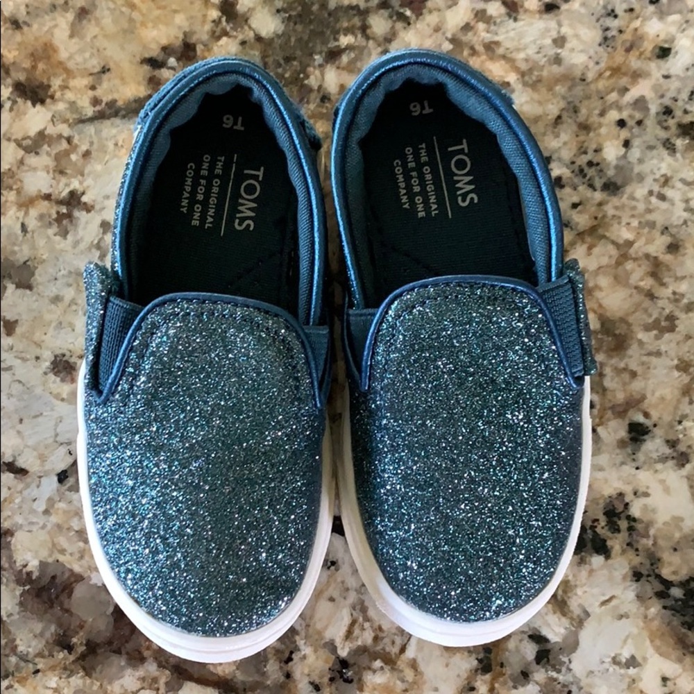 TOMS Toddler Girl Shoes